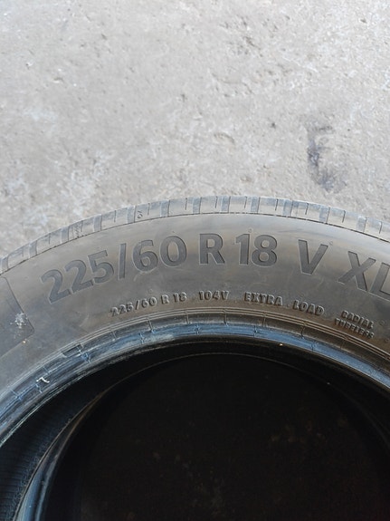 225/60 r18