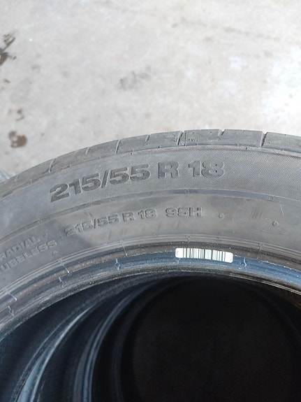 215/55 r18