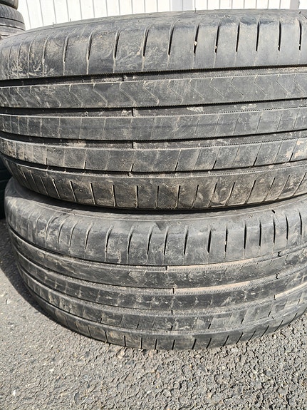 kesärenkaat 235/55r18