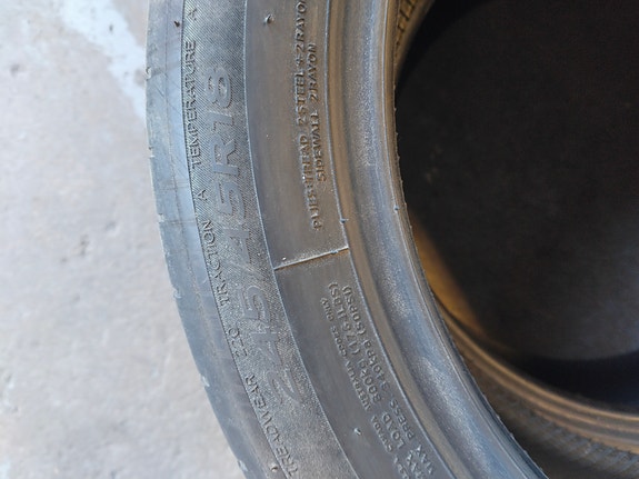 245/45 r18