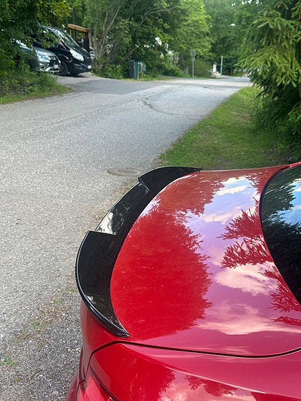 BMW takaluukun spoileri