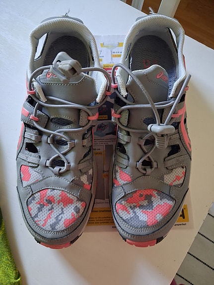 Asics lenkkarit koko 41,5