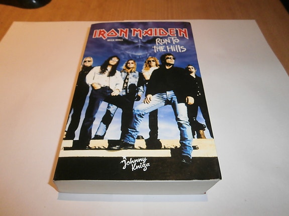 Iron Maiden Run to the hills - Mick Wall