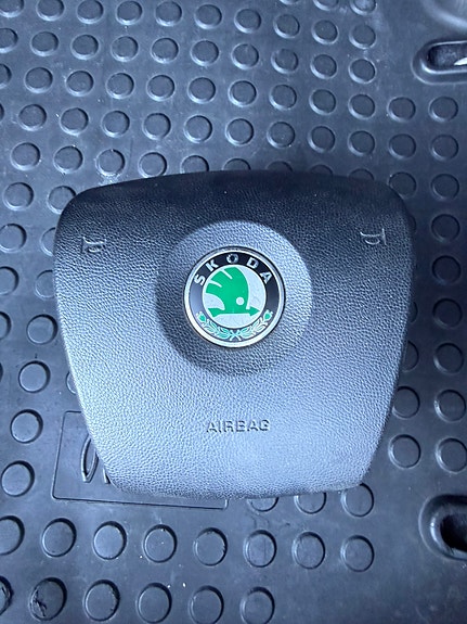 Ratin turvatyyny Skoda Octavia