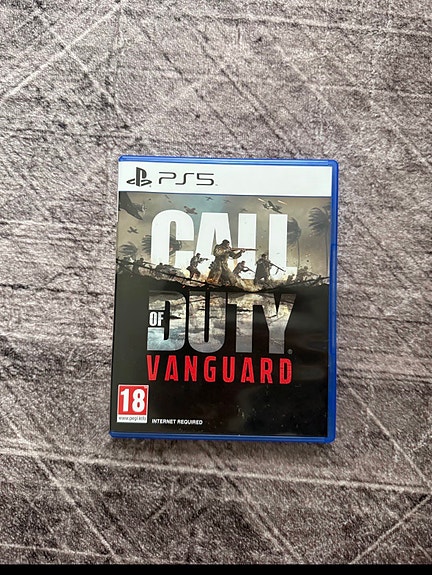 PlayStation 5 Call of Duty Vanguard peli
