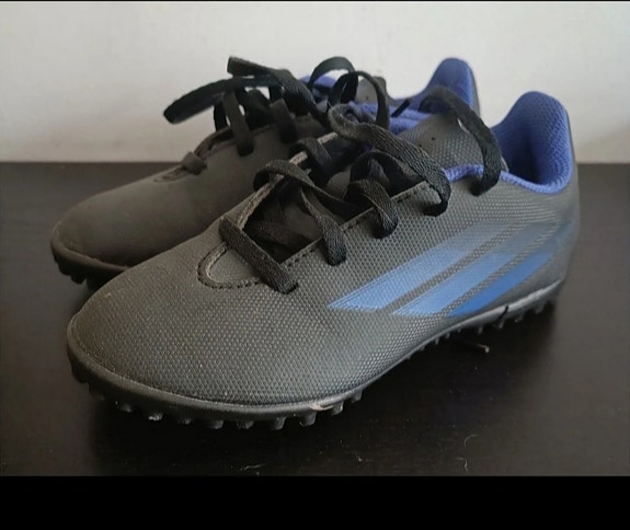 Jalkapallokengät Adidas Turf / 31