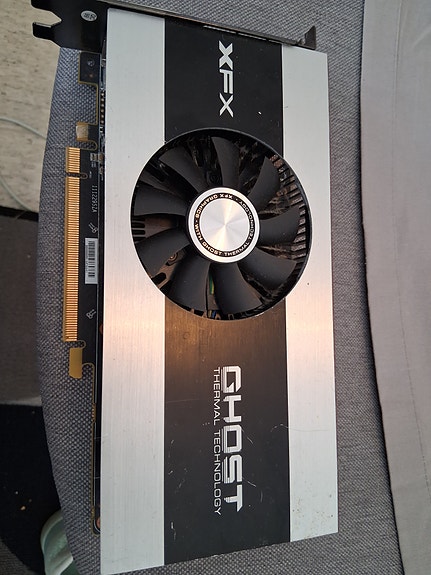 XFX Radeon HD 7770 näytön ohjain