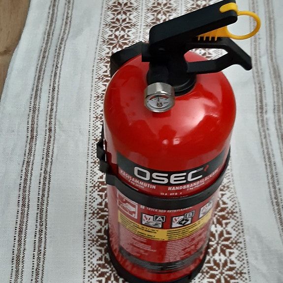 Jauhesammutin OSEC 2 KG.