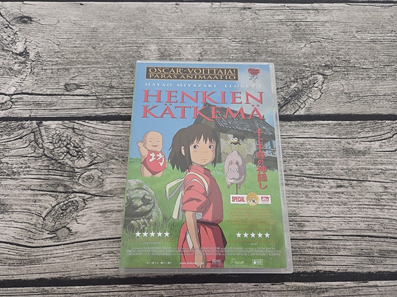 Henkien kätkemä -DVD-elokuva