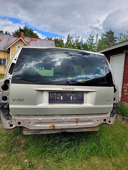 Volvo mk2 V70 takaluukku 469-46
