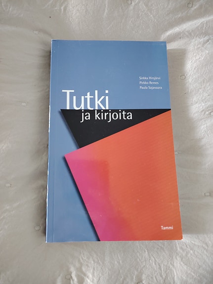 Tutki ja kirjoita -oppikirja