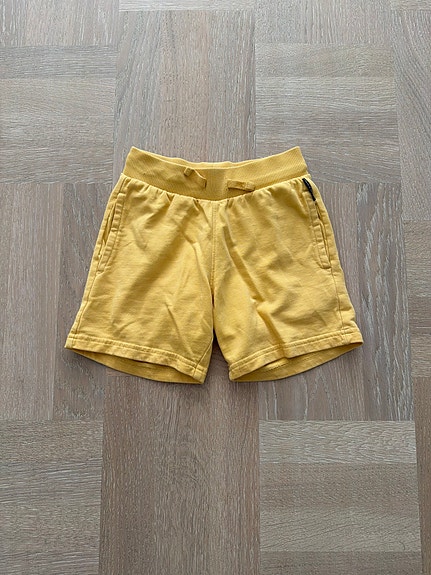 Polarn O Pyret shortsit, koko 110