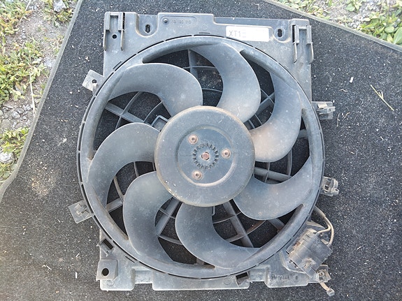 Opel Zafira 2.2 Direct flekti