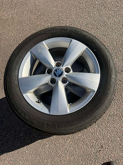 Product image 2 of 9