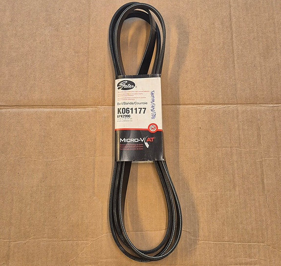 Moniurahihna Silverado Duramax 2002-2005, Express Van Duramax 2011-2016