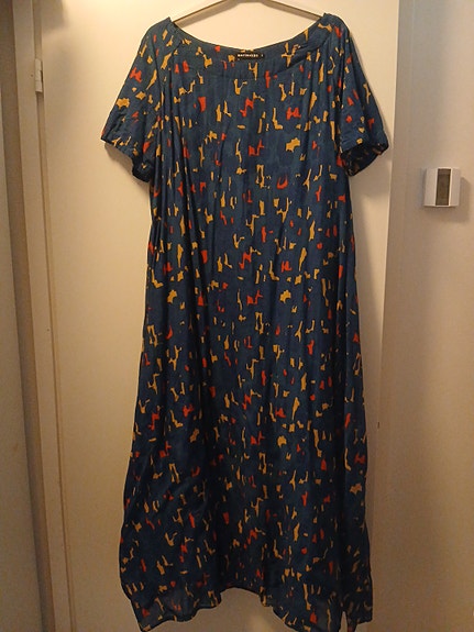 Marimekko mekko koko 44 kirjava