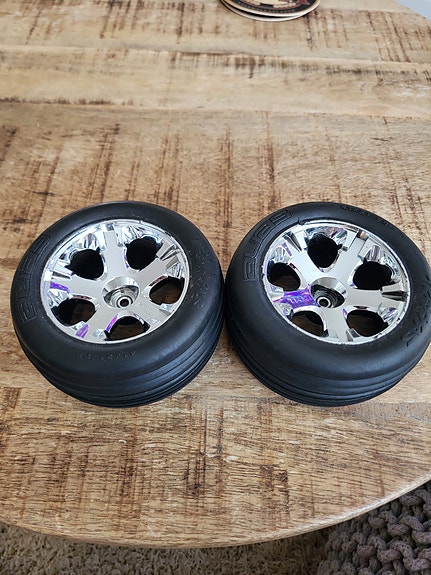 Traxxas Rustler eturenkaat