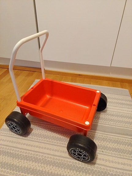 Plasto taaperokärry punainen