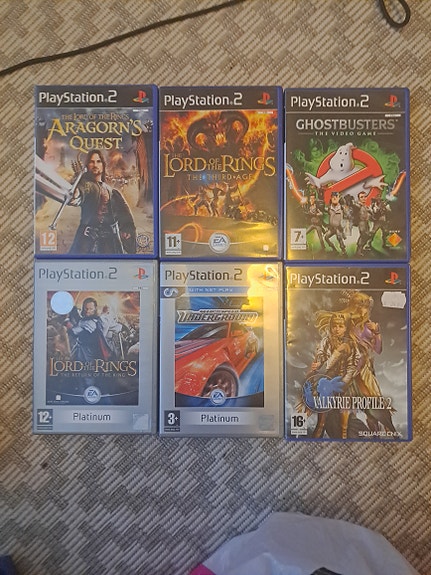 ps2 pelejä