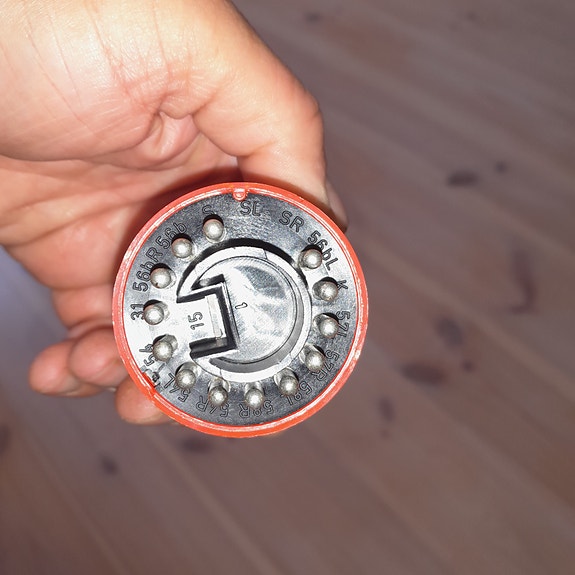 Product image 3 of 3