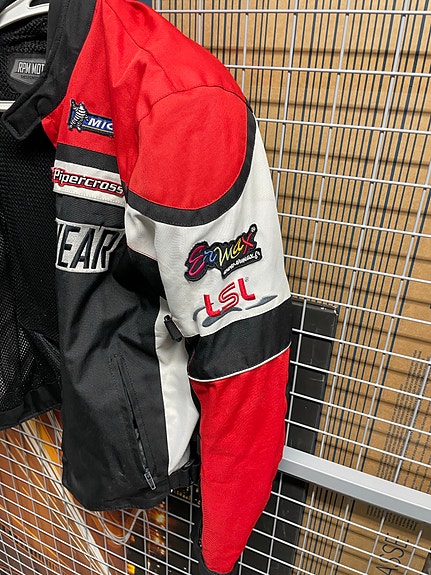 Product image 3 of 4