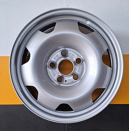VW Transporter peltivanne hopea 7×17 5×120 ET56 KR65,1