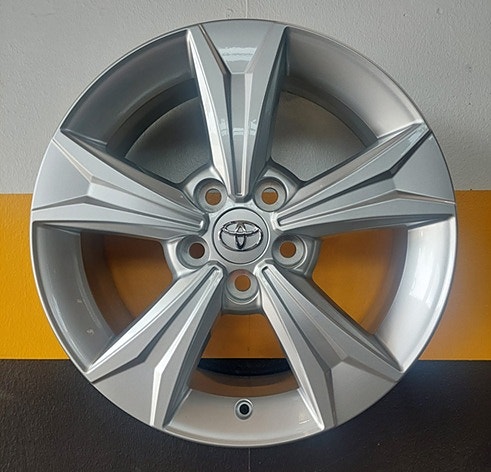 Toyota alkuperäiset vanteet 6,5×17 5×114,3 ET45 KR60,1