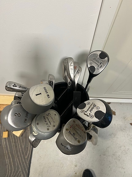 Golfmailasetti bagilla