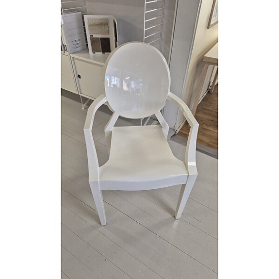 OUTLET PLUS Kartell Louis Ghost tuoli