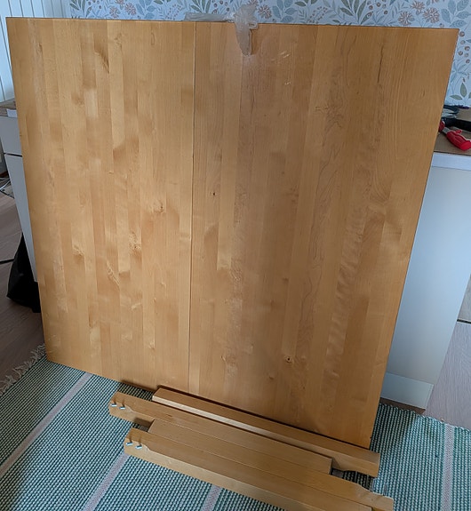 Koivu pöytä, jatkopalalla. 120x120x75.