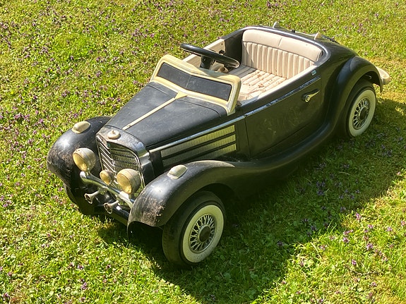 Mersu lasten auto