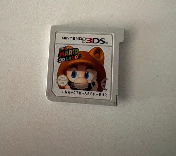 Nintendo 3DS Super Mario 3D Land peli