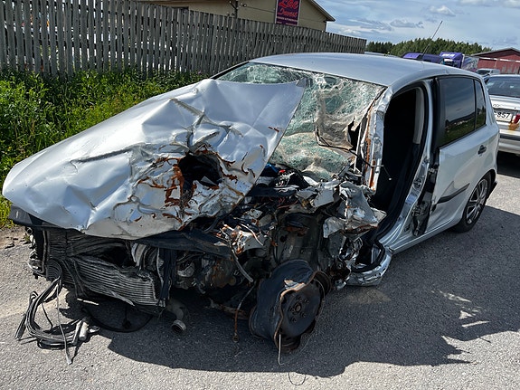 Volkswagen Golf V 1.9TDI HB -08