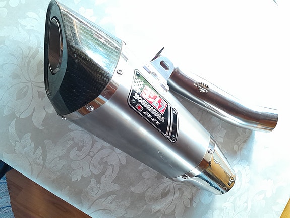 Yoshimura R-11 Äänenvaimennin