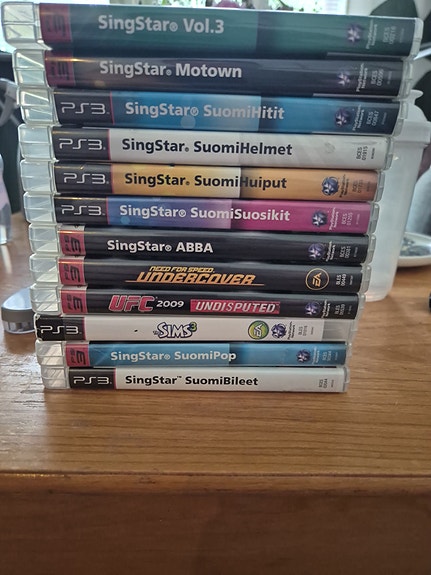 PlayStation 3 SingStar ja muita pelejä