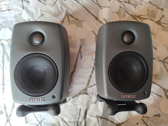 Genelec 8010A aktiivi kaiutin pari