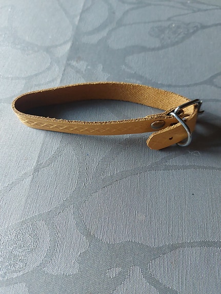 Nahkainen kaulapanta koiralle 25cm