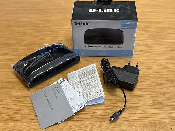 D-Link DES-1008D 8-porttinen kytkin