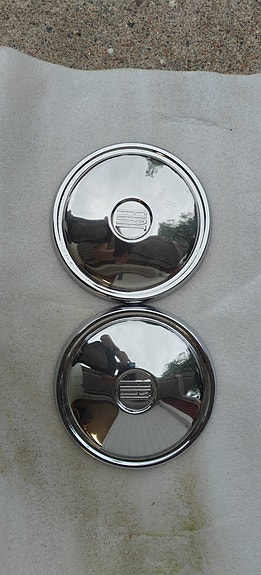 Fiat kromatut pölykapselit
