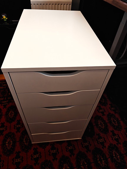 VAIHTO!! Ikea Alex laatikosto valkoinen vaihto mustanruskea