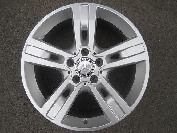 Mercedes Benz alkuperäiset alumiinivanteet 8x18" ET60 5x112
