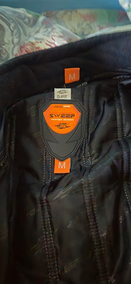 Product image 8 of 9