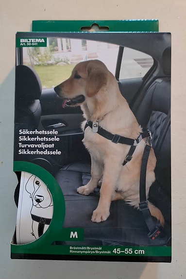 Koiran turvavaljaat autoon