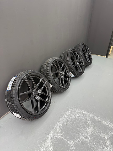 BMW sopivat 20” vanteet uusilla renkailla