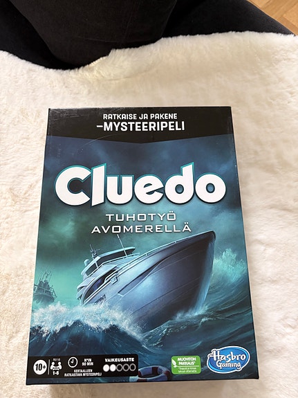 Cluedo Tuhotyö avomerellä -lautapeli