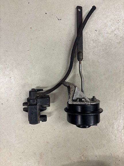 BMW N20B20 turbon pneumaattinen säädin