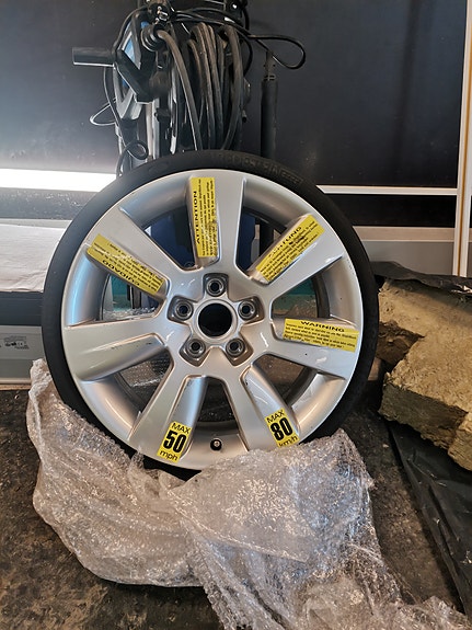 Audi A6 4f Allroad spacesaver vararengas 1kpl. 4f0 601 025 as