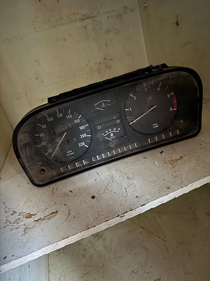 Bmw e28 diesel mittaristo