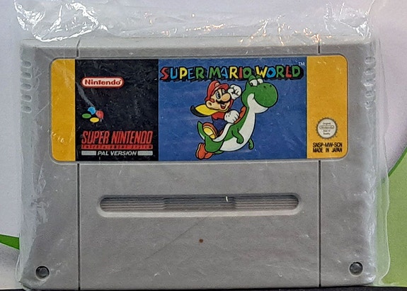 Super Mario World (L) (EU) SNES (Käytetty)
