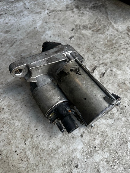 Skoda / Seat / Volkswagen käynnistin 02T 911 024 N